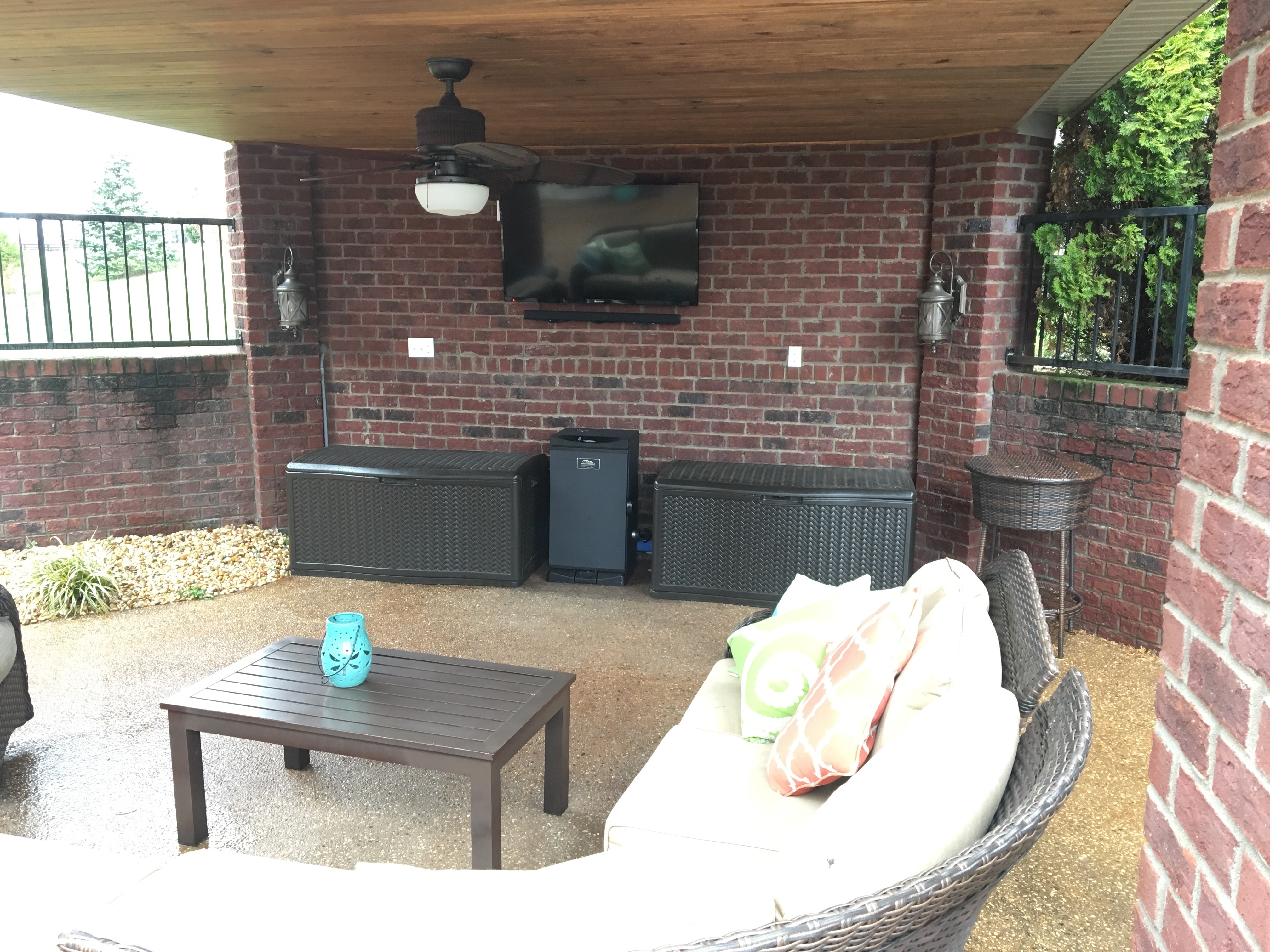 Installed a Samsung HW-K360 Sound Bar with Bluetooth subwoofer, turning this outdoor patio into and an entertainment oasis.