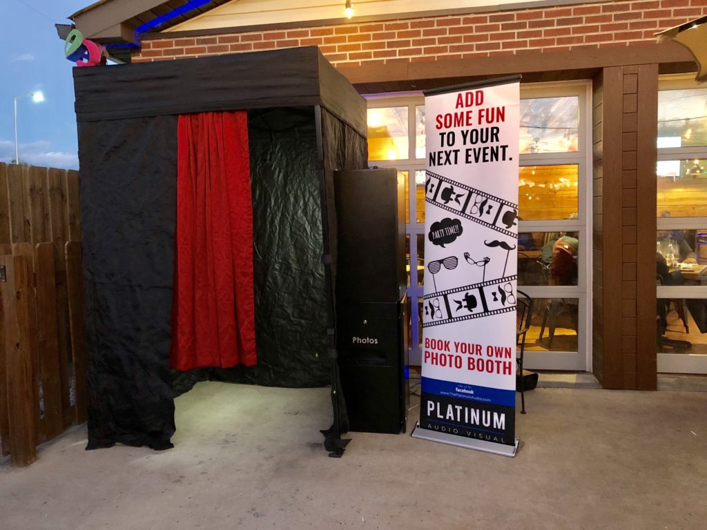 Cabos Mexican Grill London ky photo booth