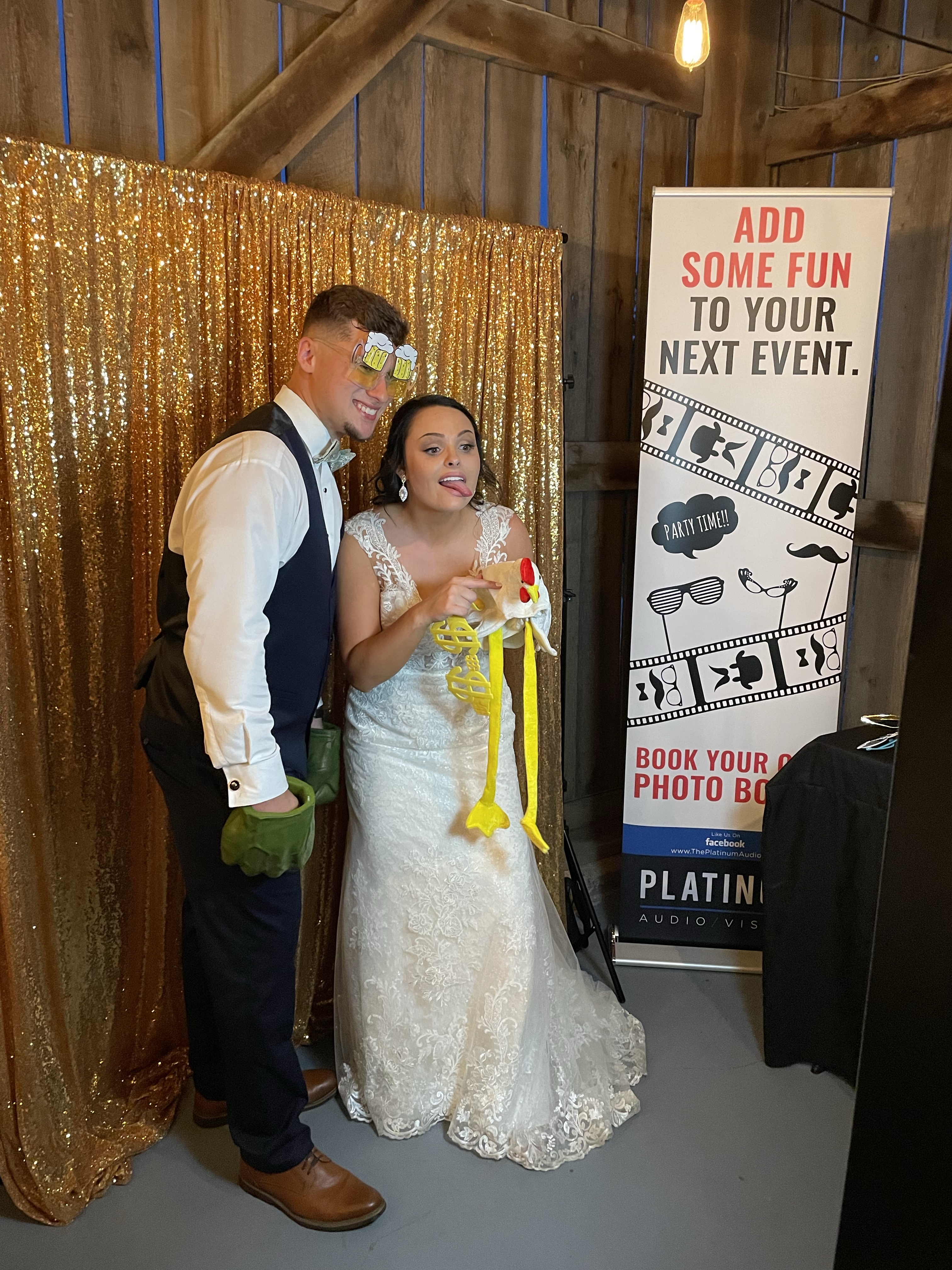 Johnson Wedding Chenault Vineyards DJ & Photo Booth